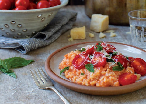 Ριζότο με σάλτσα ντομάτας | Enallaktiko.gr