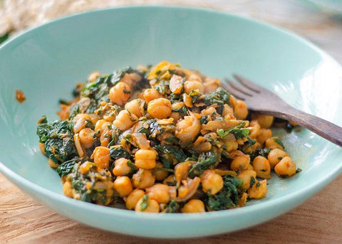 Συνταγές: Ρεβύθια με σπανάκι (espinacas con garbanzos) | Enallaktiko.gr