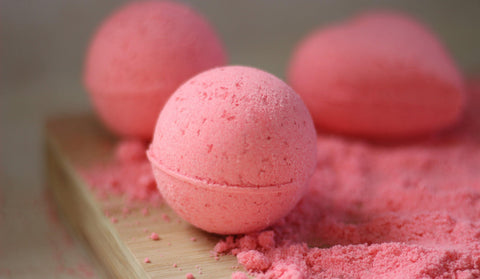 DIY: Μπάλες οξυγόνου (bath bombs) | Enallaktiko.gr