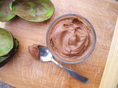 Συνταγές: Εύκολη μους σοκολάτας με αβοκάντο | Enallaktiko.gr